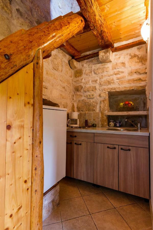 Old Small Stone House Zrnovo المظهر الخارجي الصورة