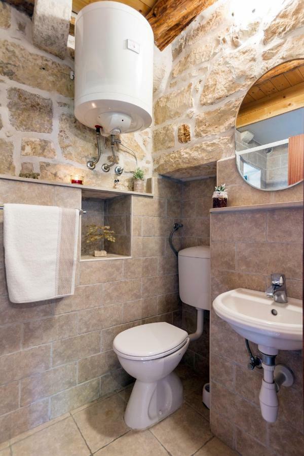Old Small Stone House Zrnovo المظهر الخارجي الصورة